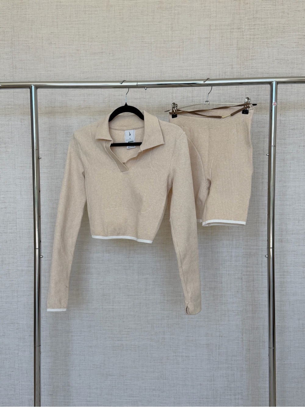 Jacquemus Beige Ribbed Polo Crop Top